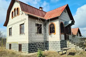дом по адресу Лісова