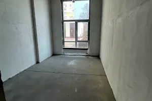 комерційна за адресою Краснова вул., 1-А