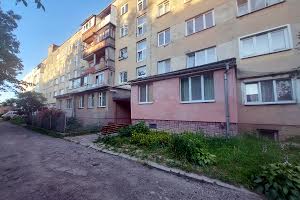квартира за адресою Олександра Довженка вул., 8