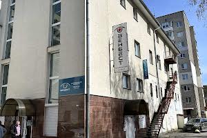 комерційна за адресою Соломії Крушельницької вул., 77
