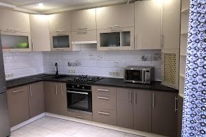 квартира за адресою Михайла Лушпи просп., 5