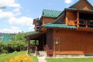 будинок за адресою Довбуша, 42
