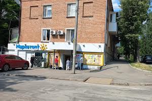 квартира за адресою Степана Бандери вул., 8