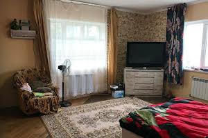 комерційна за адресою Інститутська вул., 97
