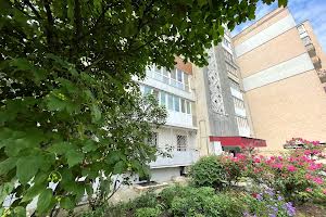 квартира за адресою Манастирського вул., 46