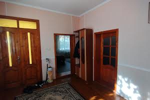 будинок за адресою с. Нижнє Солотвино, Головна