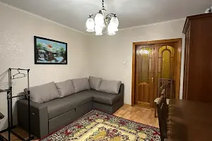 квартира за адресою Довженка вул., 7