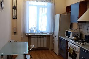 квартира за адресою Титова, 27