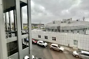 комерційна за адресою Дніпровська набережна вул., 1-А