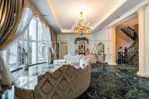 будинок за адресою Центральна