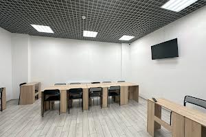 комерційна за адресою Замостянська вул. (50-річчя Перемоги), 15