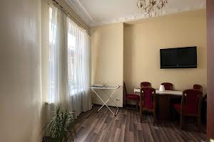 квартира за адресою Бандери Степана вул., 85