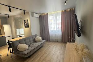 квартира за адресою Борткевича вул., 7