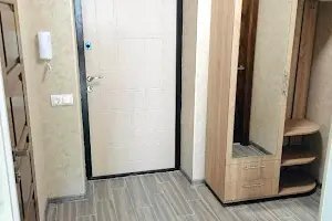 квартира за адресою Домбровського вул., 3б, к.4-7