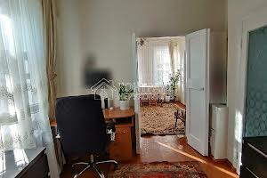 будинок за адресою вул. Волинська, 10