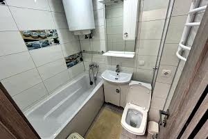 квартира за адресою Космонавтів вул., 24