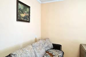 квартира за адресою Василя Симоненка вул., 5