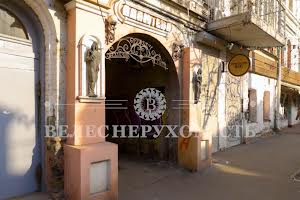 коммерческая по адресу Межигорская ул., 24