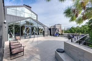 комерційна за адресою Безручко Марка, 24