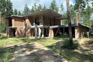 будинок за адресою Салютна