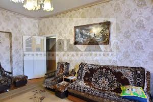 квартира за адресою Миру вул., 7