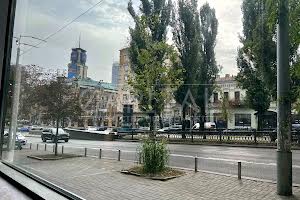 коммерческая по адресу Тараса Шевченко бульв., 2