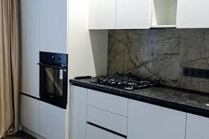 квартира за адресою Степана Бандери вул., 30-А