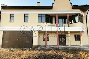 дом по адресу Києво-Святошинський