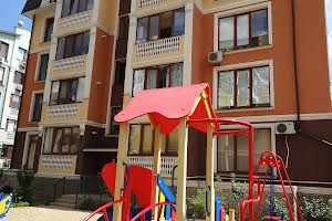 квартира за адресою Таїрова вул., 6