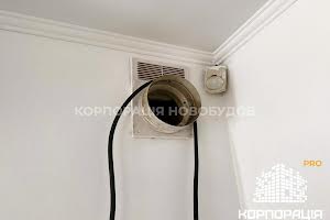 коммерческая по адресу Захисників України пл. (Дружбы Народов), 1