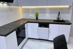 квартира за адресою Краснова вул., 3