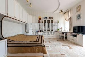 будинок за адресою заплавна, 1