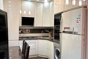 квартира за адресою Вартових Неба, 41