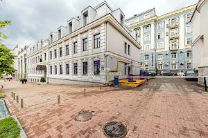коммерческая по адресу Богдана Хмельницкого ул., 9