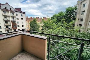квартира за адресою Залізнична вул., 49