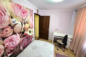 квартира по адресу Космонавтов ул., 104а