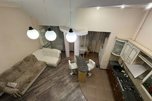 квартира за адресою Театральна вул., 5