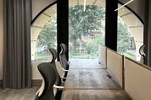 комерційна за адресою Бульварно-Кудрявська вул. (Воровського), 15а