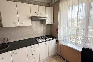 квартира за адресою Шкільна вул. (Героїв Сталінграда), 34