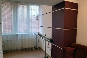 комерційна за адресою Заліська вул., 3а