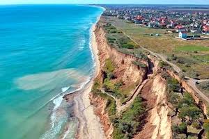 ділянка за адресою Центральна вул., 112
