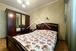 квартира за адресою Українська вул., 61