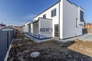 будинок за адресою Енергетиків вул.