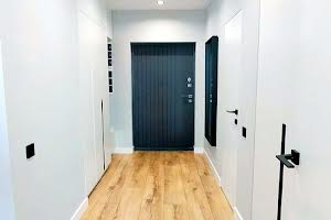 квартира за адресою Космічна вул., 5