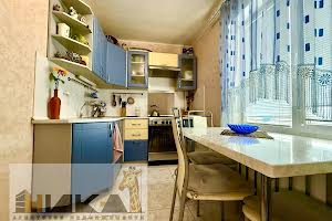 квартира по адресу Автозаводська, 40