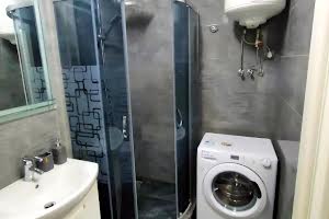 квартира за адресою Перлинна вул., 12