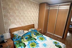 квартира по адресу Героев Труда ул., 70