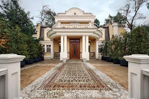 будинок за адресою Богдана Хмельницкого вул.