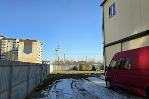 комерційна за адресою Трудова вул., 5/7