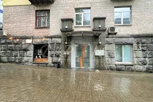 комерційна за адресою Ділова вул. (Димитрова), 7